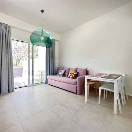 Splash Suites With Private Pools Nikiana Exteriér fotografie